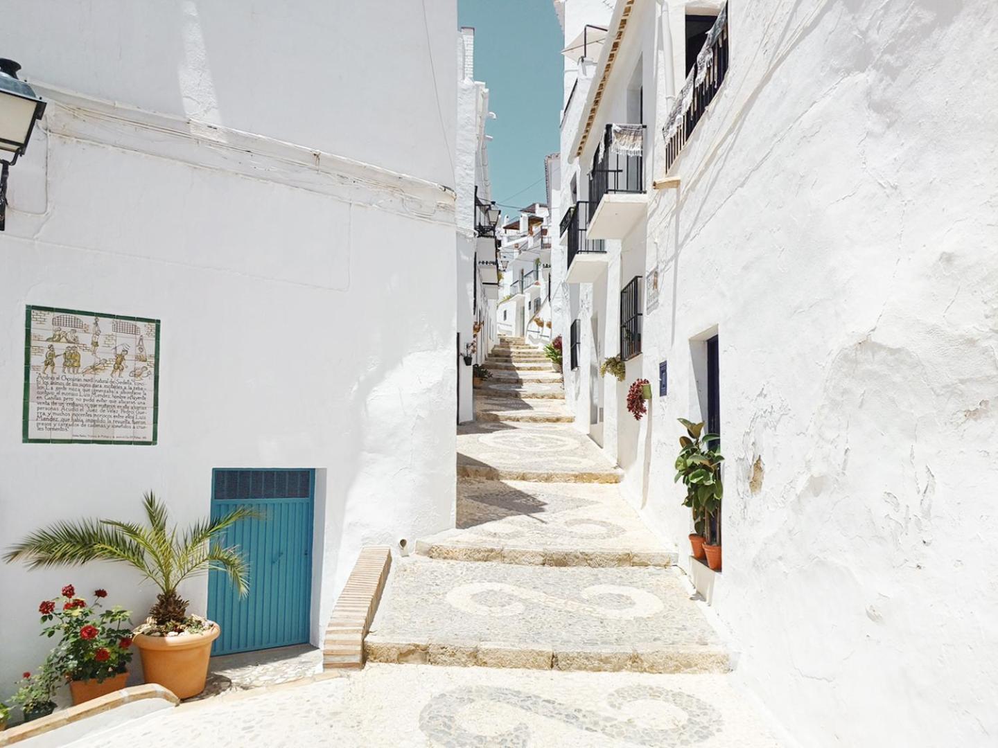 Las Pizarrillas: tu hogar en este blanco pueblo Frigiliana Exterior foto