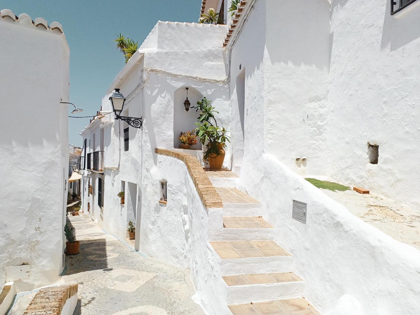Las Pizarrillas: tu hogar en este blanco pueblo Frigiliana Exterior foto