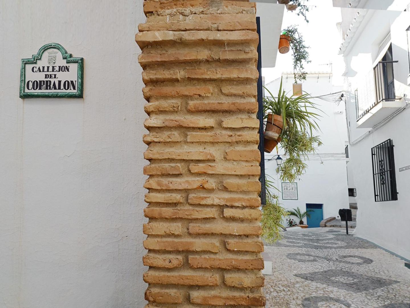 Las Pizarrillas: tu hogar en este blanco pueblo Frigiliana Exterior foto