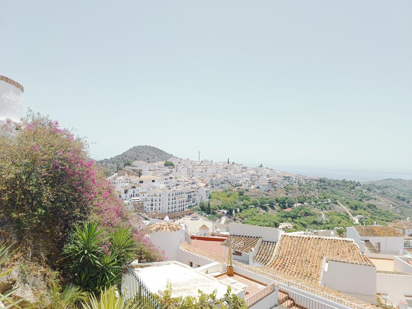 Las Pizarrillas: tu hogar en este blanco pueblo Frigiliana Exterior foto