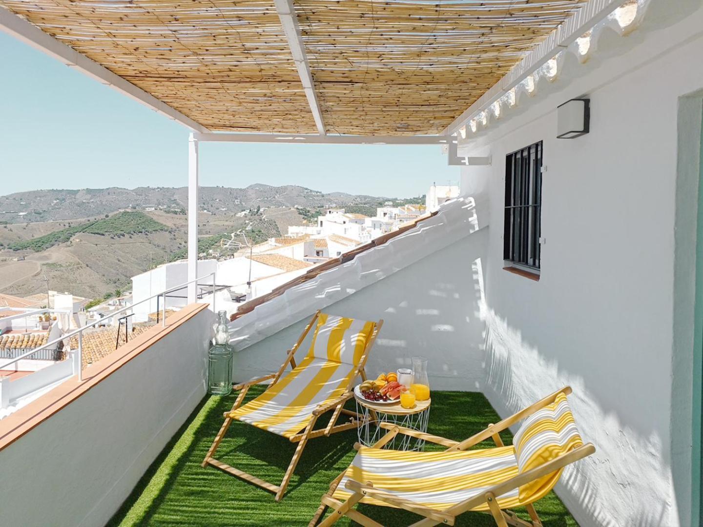 Las Pizarrillas: tu hogar en este blanco pueblo Frigiliana Exterior foto